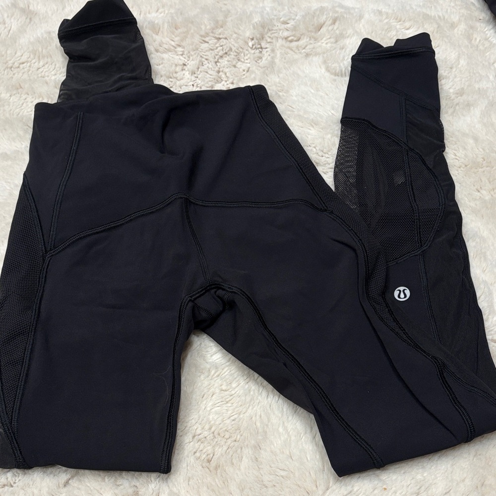 Lululemon Black Leggings with Mesh, Size 2